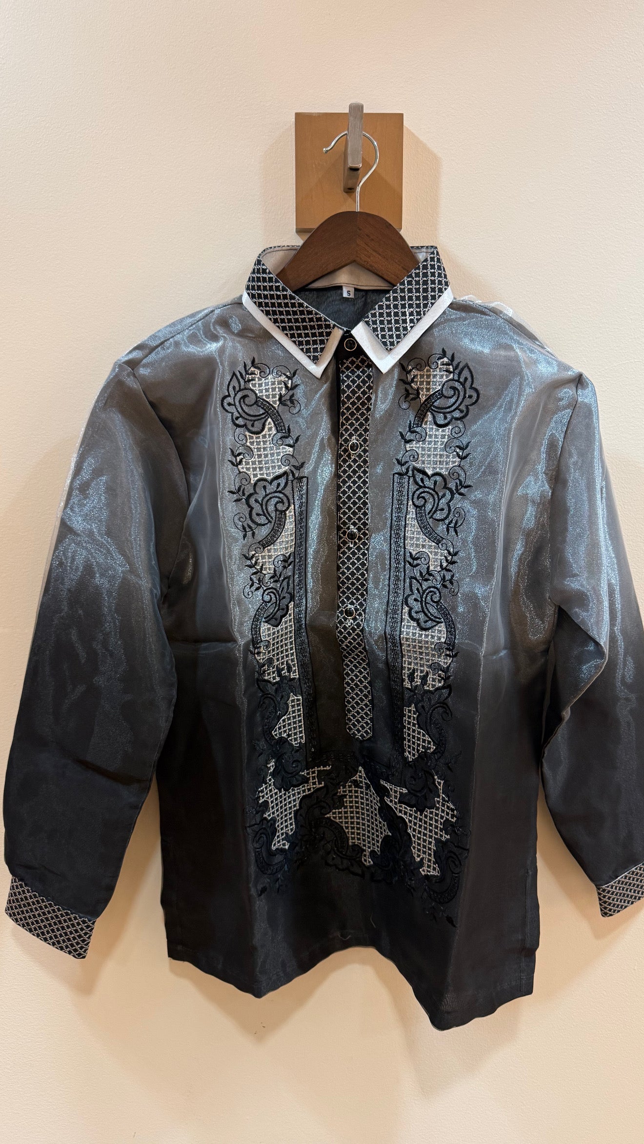 Barong Tagalog Ampilfied