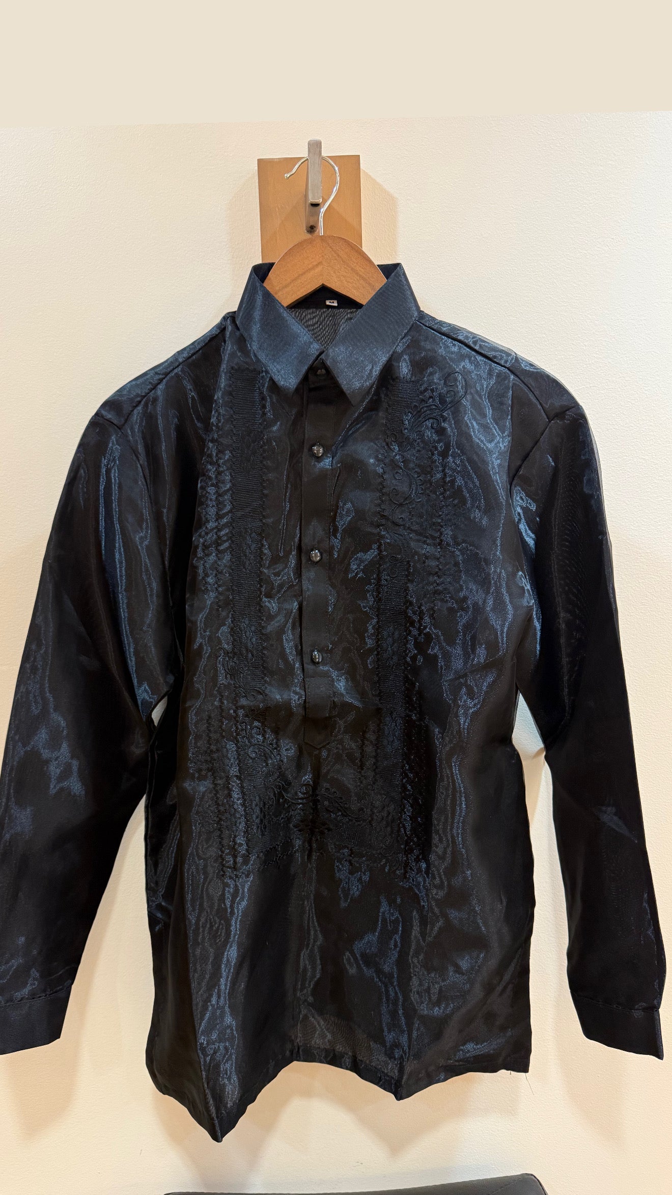 Barong Tagalog Ampilfied